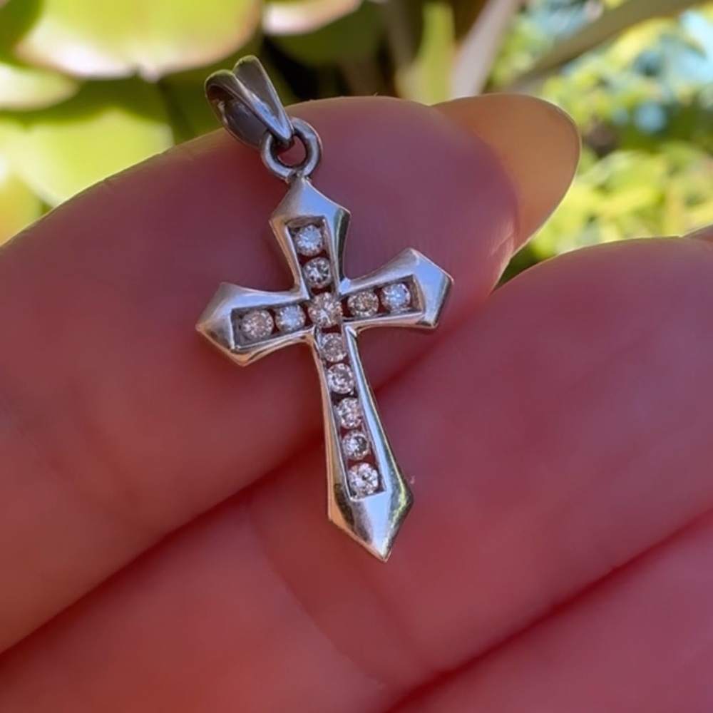 14k Diamond cross